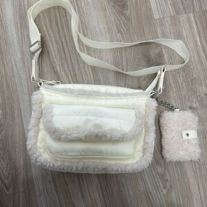 Aspen Mlt Women's Crossbody Faux Sherpa Trim Purse